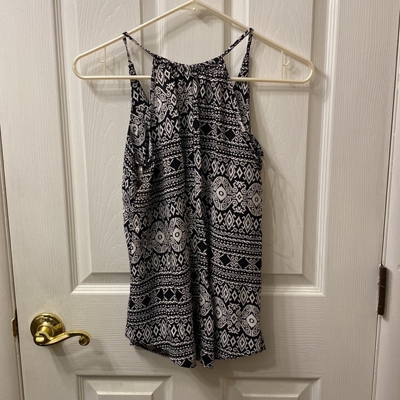 Women’s Tank with Built-in Necklace - Picture 9 of 12